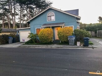 Building Photo - 430 D St