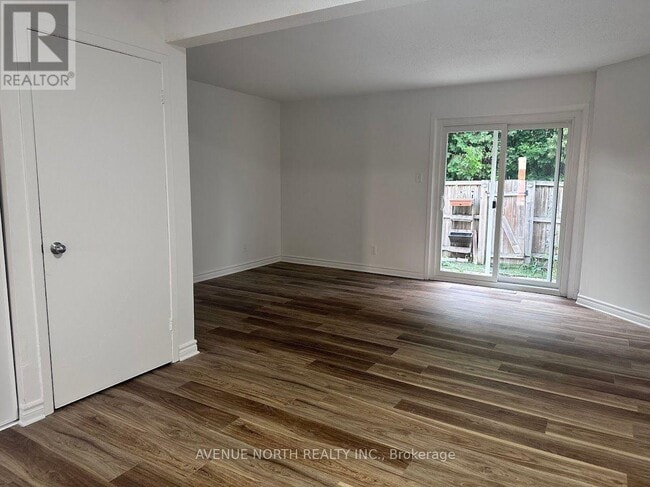 Building Photo - 1442 Foxwell St