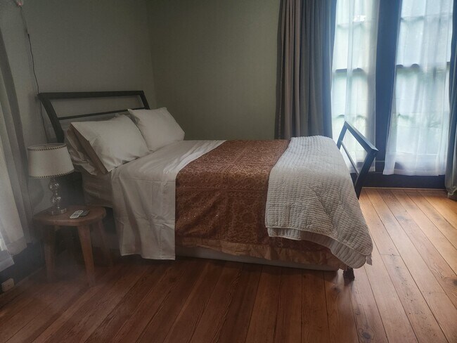 Foto del edificio - 428 N Ellis St