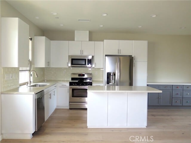 Building Photo - 121 Tallowood