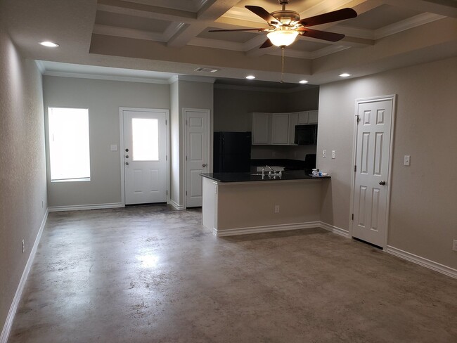 Foto del edificio - Town home for rent