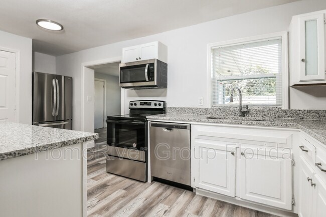 Foto del edificio - 1455 Bethesda St
