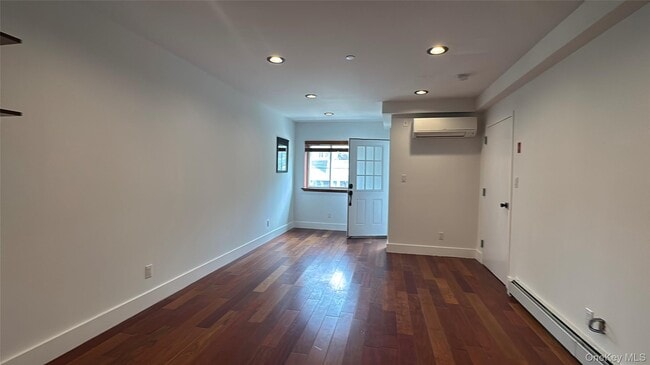 Foto del edificio - 53-62 61st St