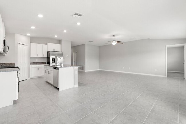 Building Photo - Come Rent this LIKE NEW Home in Shell Cove...