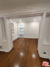 Building Photo - 750 N St Andrews Pl