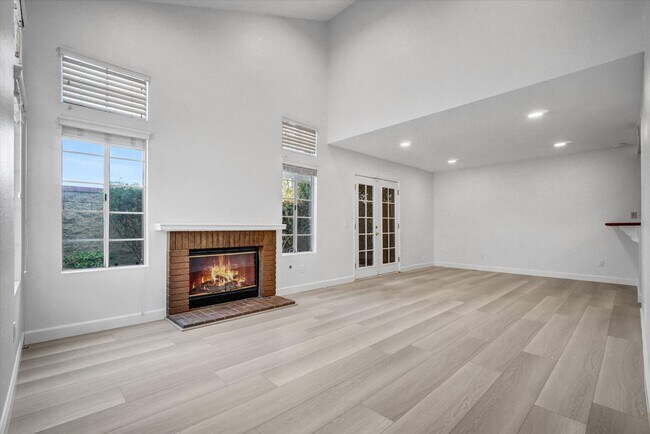 Foto del edificio - 13635 Almond St