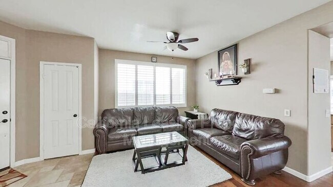 Foto del edificio - 25802 Hammet Cir