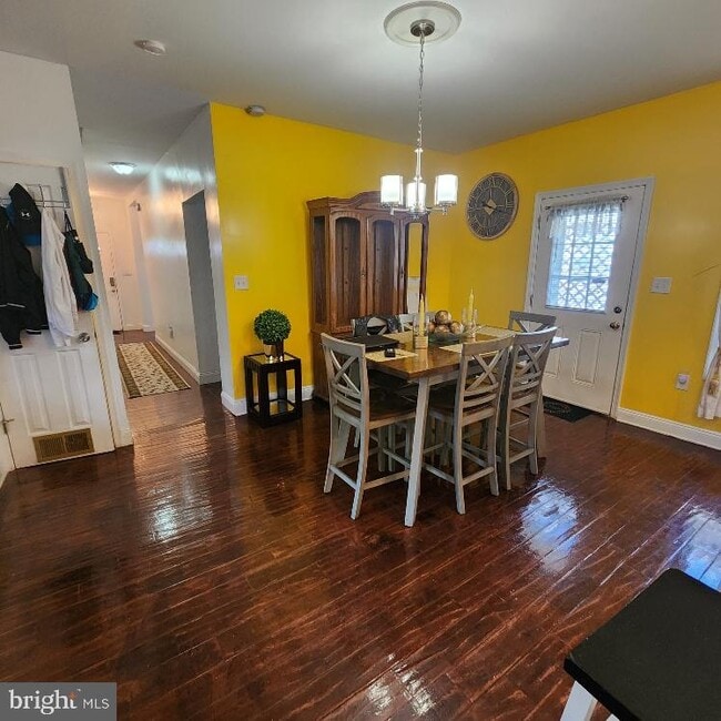 Foto del edificio - 1619 N 5th St