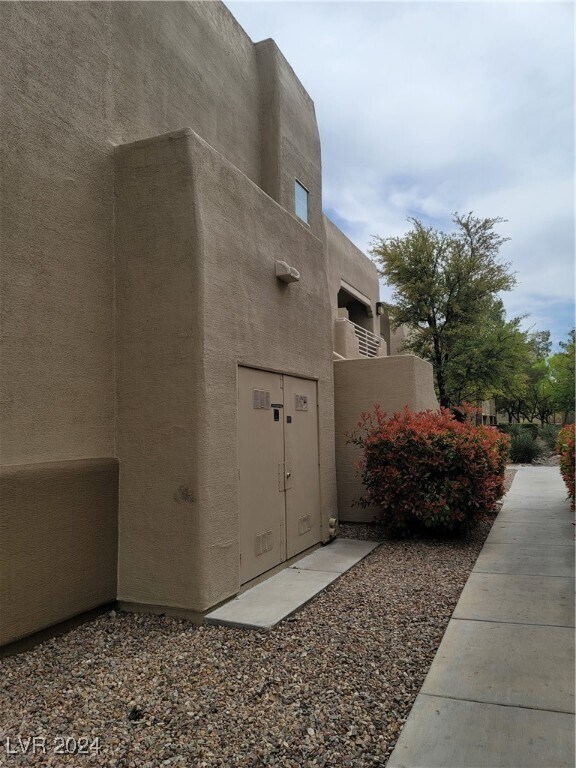 Building Photo - 1909 Villa Palms Ct
