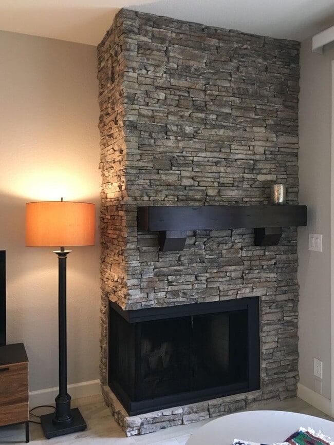 Foto del edificio - Two bedroom condo