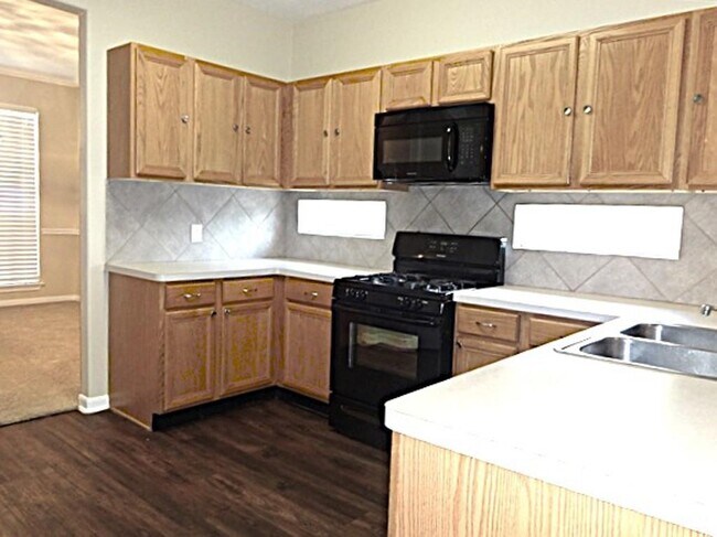 Foto del edificio - 2906 Tara Gables Ct