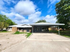 Building Photo - 211 Alta Vista Dr