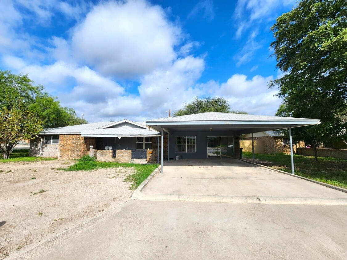 Foto principal - 211 Alta Vista Dr
