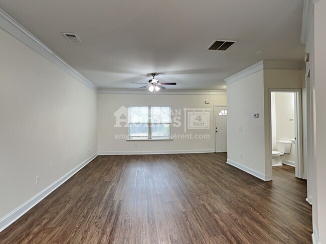 Foto del edificio - 2615 Beal Street