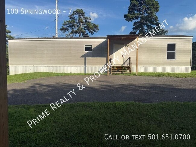 Building Photo - 100 Springwood-7