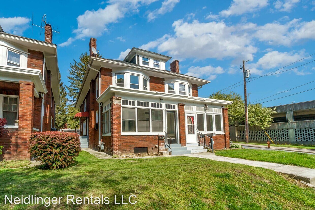 Primary Photo - 4 br, 1 bath House - 2543 N 4th St