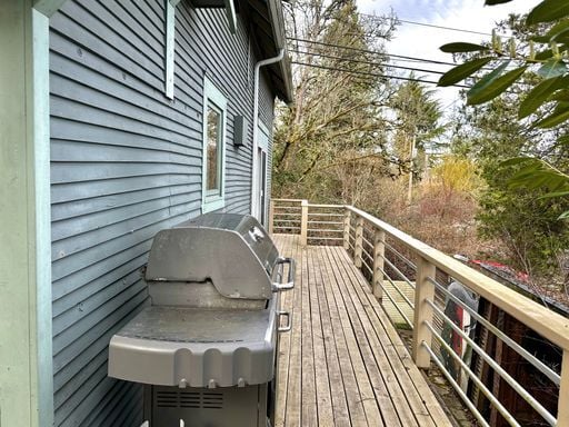 Foto del edificio - Spacious 1-Bedroom Home with Expansive Living Space