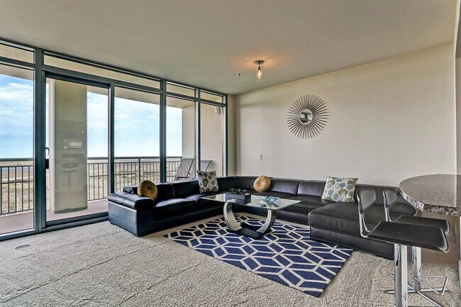 Foto del edificio - 801 E Beach Dr