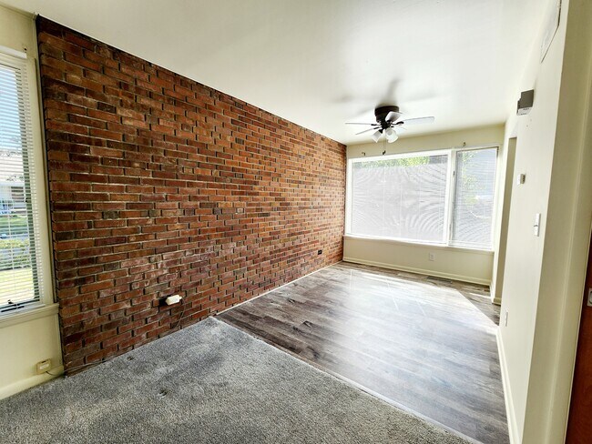 Foto del edificio - Drummond Flats