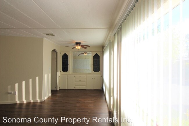 Building Photo - 2 br, 2 bath House - 400 Bejay Ave