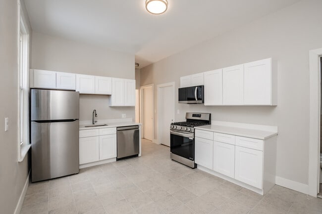 Foto del edificio - 2112 W Roscoe St