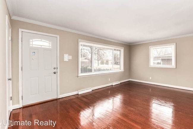 Building Photo - 2 br, 1 bath House - 223 Royce Dr.