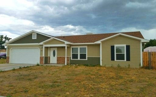 Primary Photo - Custom Home in Aztec