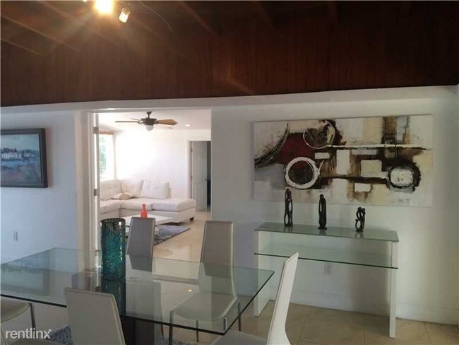 Foto del edificio - 7701 SW 118th St