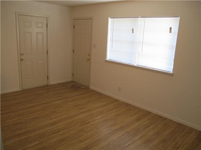Foto del edificio - 8418 Briarwood Ln