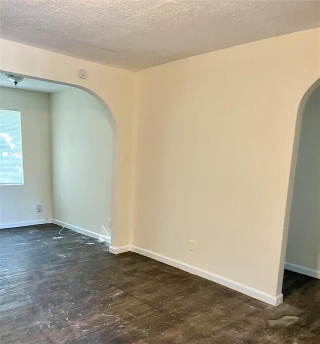 Foto del edificio - 10855 Fairland Dr