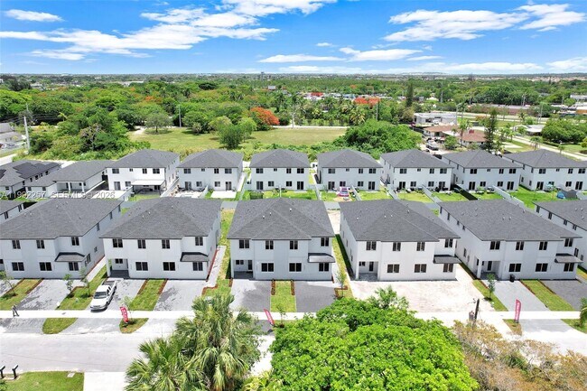 Foto del edificio - 22431 SW 125th Ave