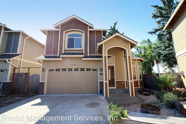 Building Photo - 3 br, 2.5 bath House - 12630 SW 7th St