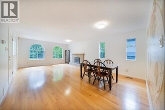 Building Photo - 4533 W 16th Ave