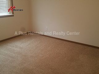 Building Photo - 625 E Brian St