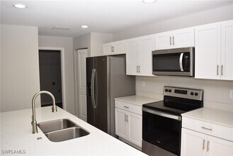 Building Photo - 2295 Saturday St