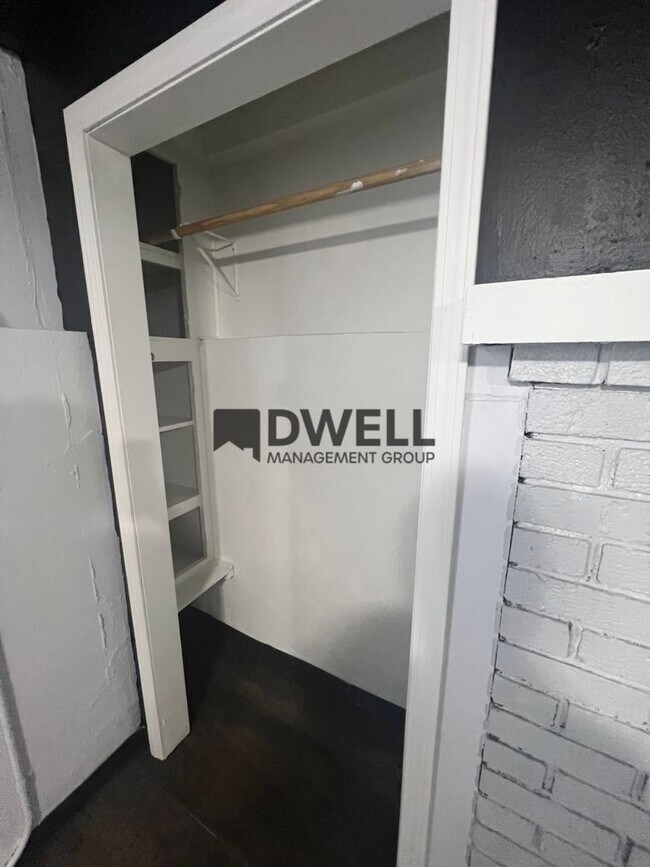 801 4th St NW Unit 4, Austin, MN 55912 Room for Rent in Austin, MN