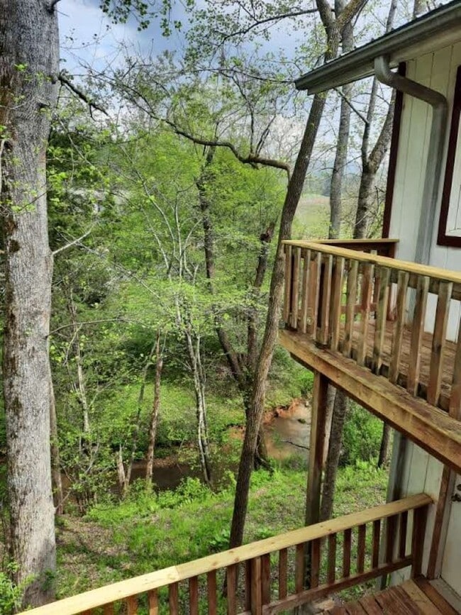 Photo - $1,500 - 2 Bedroom 1.5 Bathroom Cottage on... House