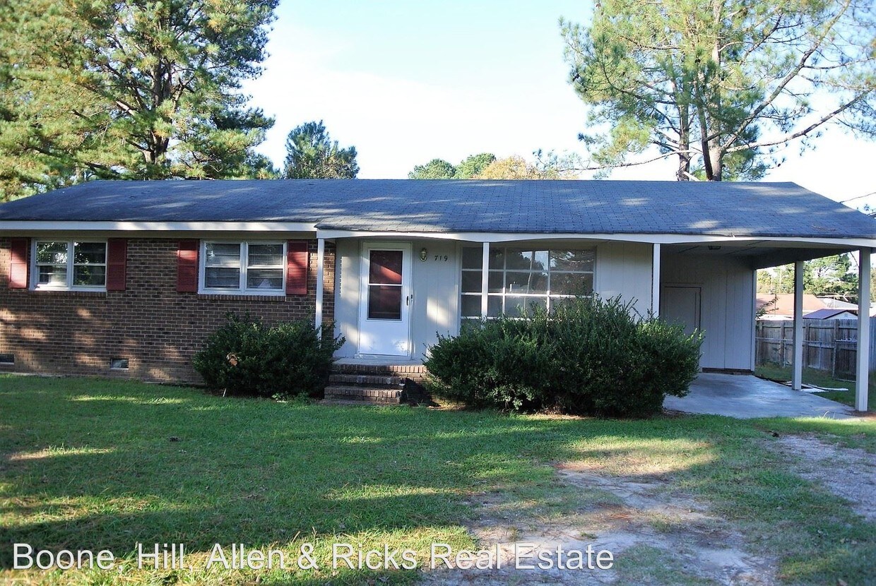 Foto principal - 3 br, 1.5 bath House - 716 Amos Street