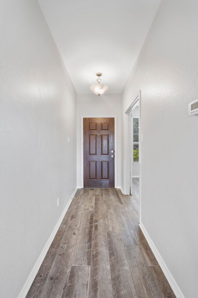 Building Photo - 301 Stella Gold St, Buda, Texas 78610