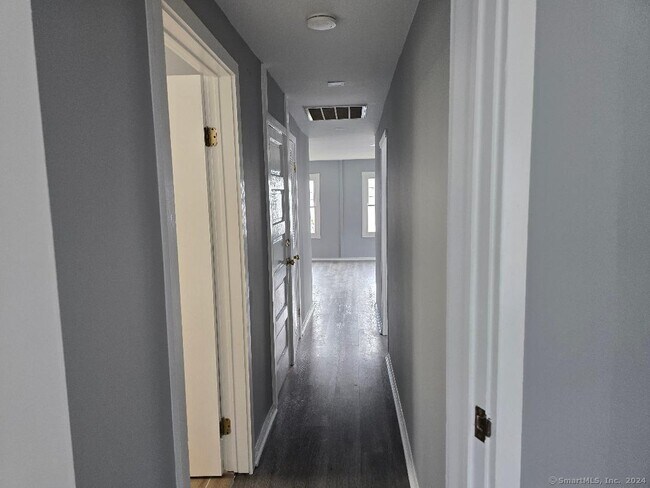 Foto del edificio - 132 Hillside Ave