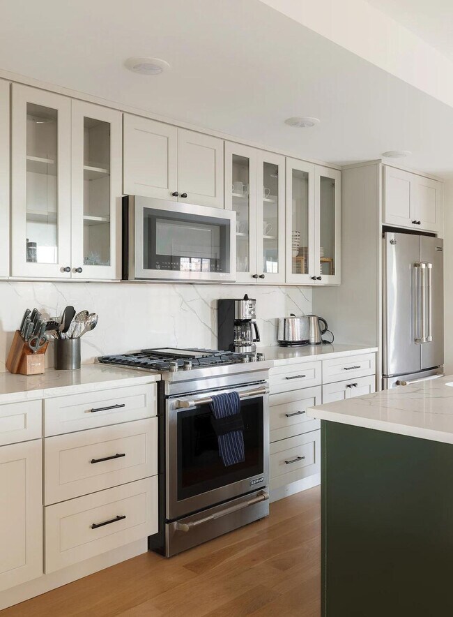 Foto del edificio - 84 Highland Ave