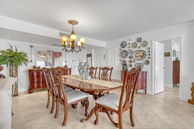 Foto del edificio - 3546 S Ocean Blvd
