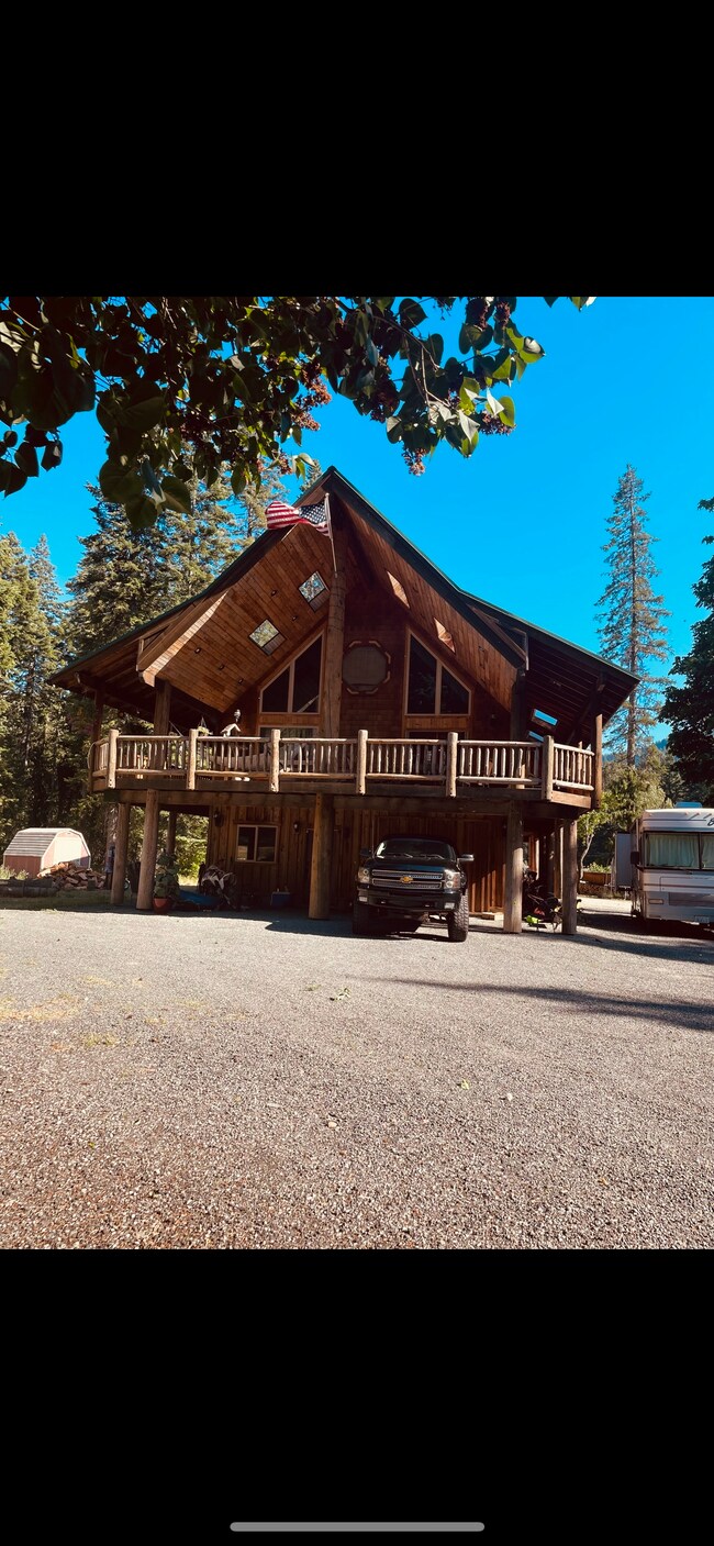 Foto del edificio - 16876 Brown Rd