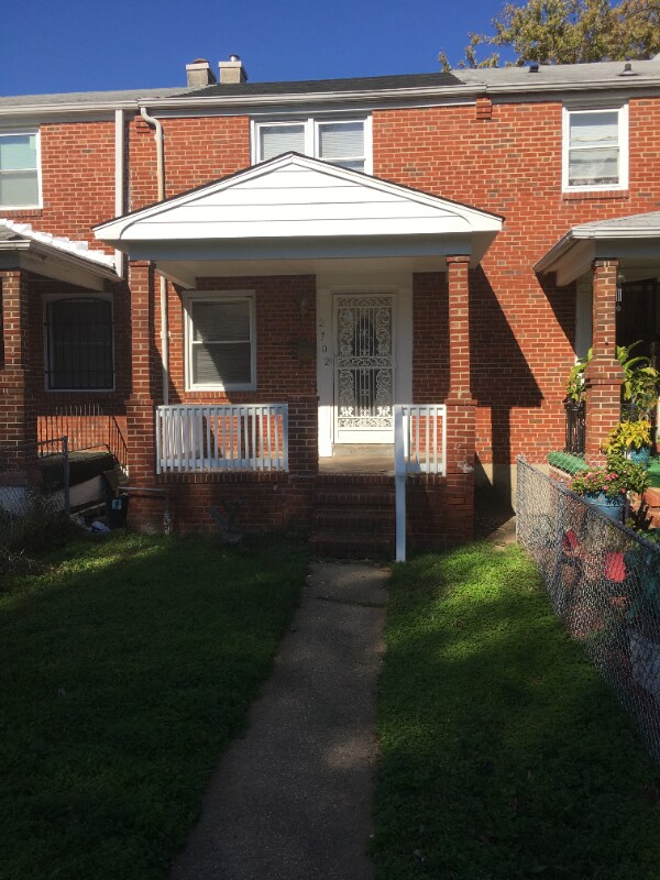Foto del edificio - 2702 Spaulding Ave