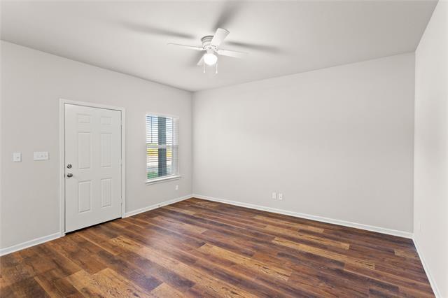 Foto del edificio - 2720-2716 Ginger Ct