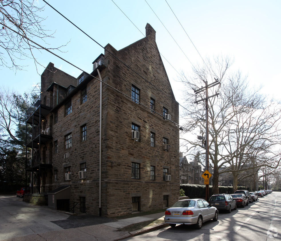 Foto del edificio - Chestnut Hill Apartments