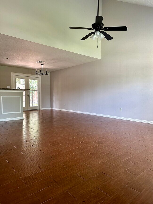 Building Photo - 1109 Byrdsong Ct