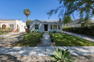 Building Photo - 2065 Casa Grande St