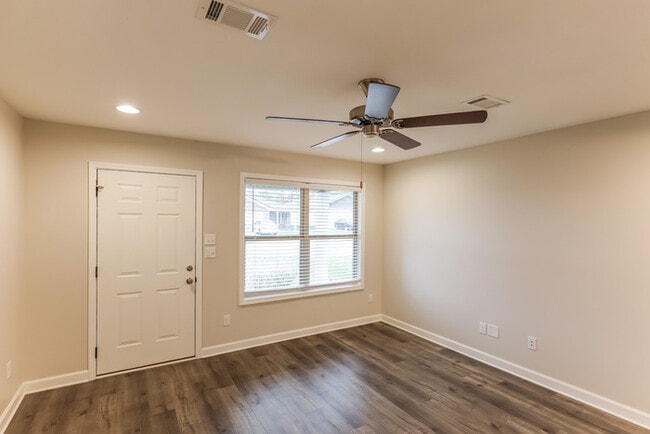 Building Photo - Charming 4-Bedroom Home in Tuscaloosa, AL