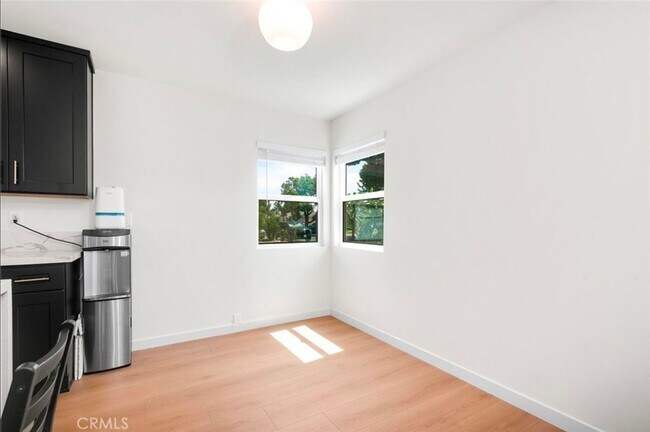 Foto del edificio - 765 E Silva St